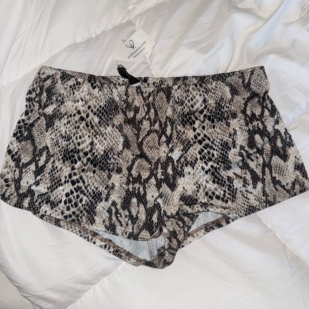 Windsor Snake Print Women Shorts - Black and Tan
